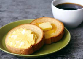 パンとコーヒーのセット
